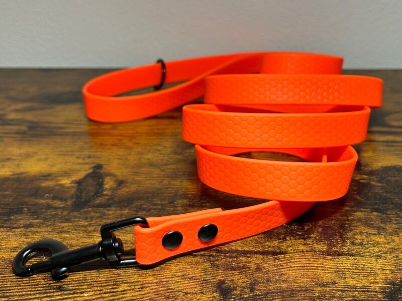 HEXA vodítko svítivě oranžová